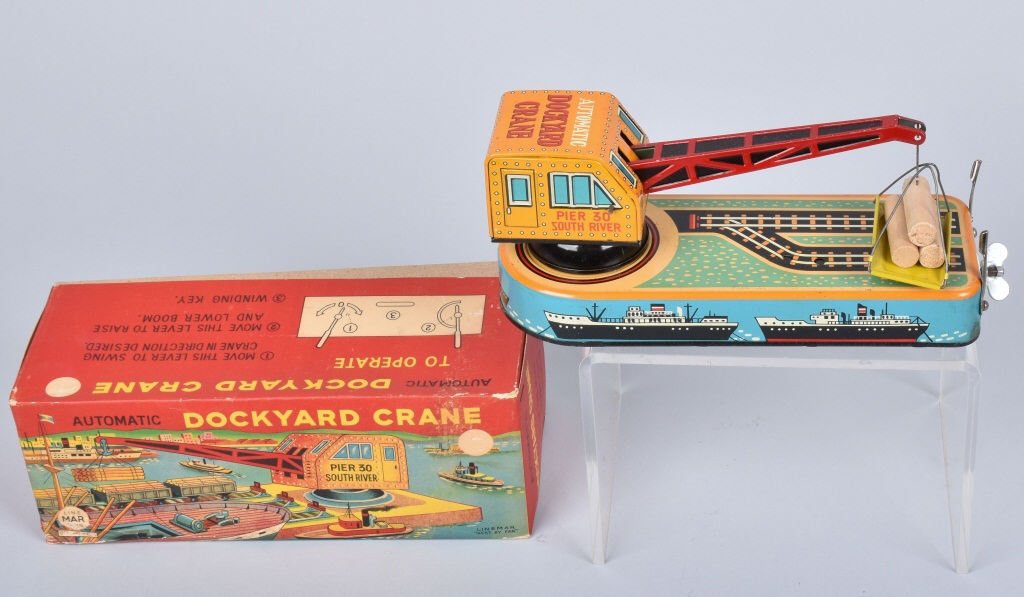 LINEMAR Tin Windup DOCKYARD CRANE w/ BOX: New Old Stock and complete with box. 9" Near Mint