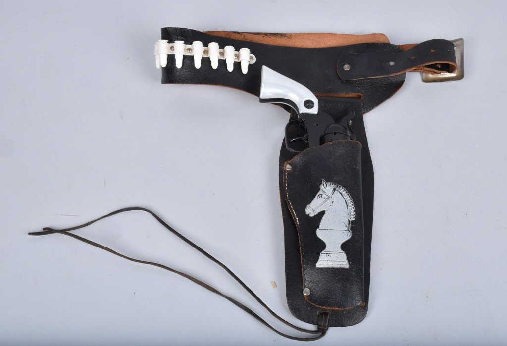 PALADIN CAP GUN HOLSTER & GUN