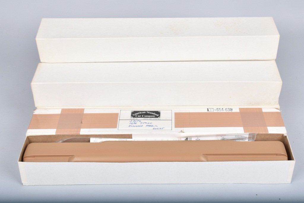 Lot of 6 AMERICAN STANDARD TRAIN CAR KITS (1 of 2)