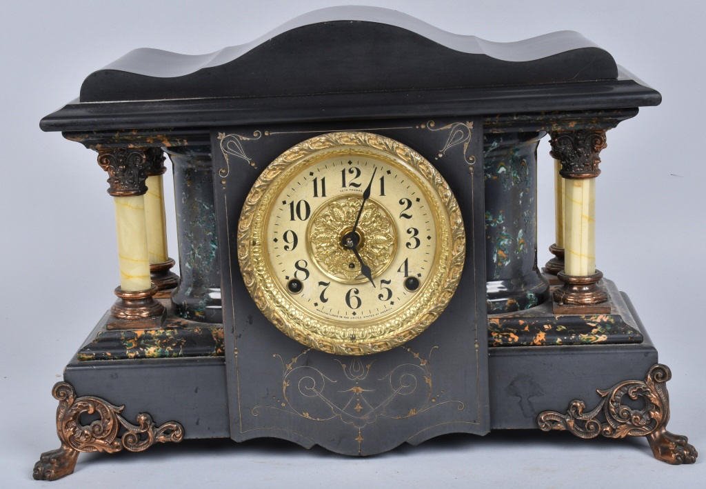 SETH THOMAS ORNATE MANTEL CLOCK (1 of 5)