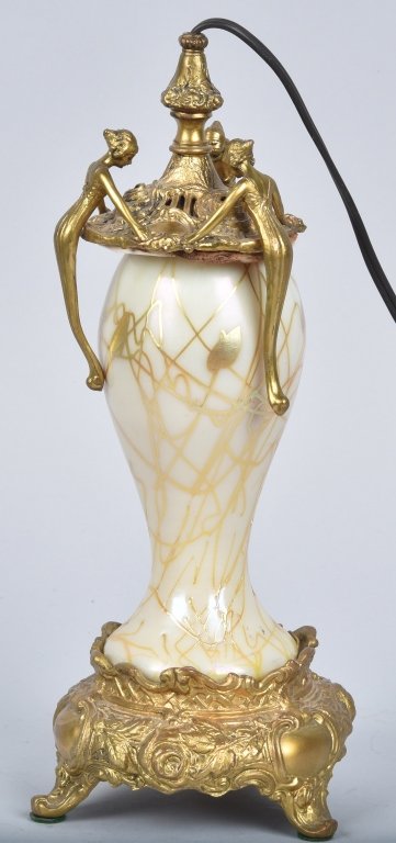 IVY and Vine ART GLASS NIGHT LIGHT (1 of 10)