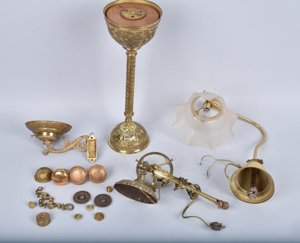 VINTAGE BRASS LAMP, PARTS & MORE (1 of 5)