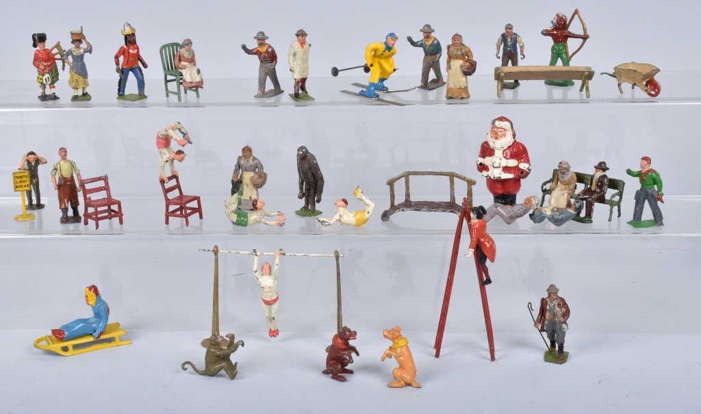 LARGE GROUP OF LEAD FIGURES, CIRCUS & MORE (1 of 3)