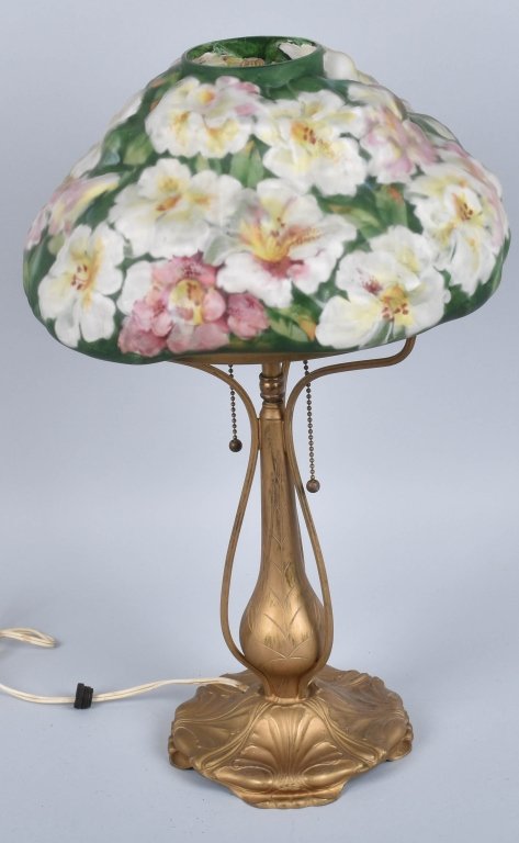 PAIRPOINT PUFFY '"DOGWOOD" LAMP ON SIGNED BASE (1 of 9)