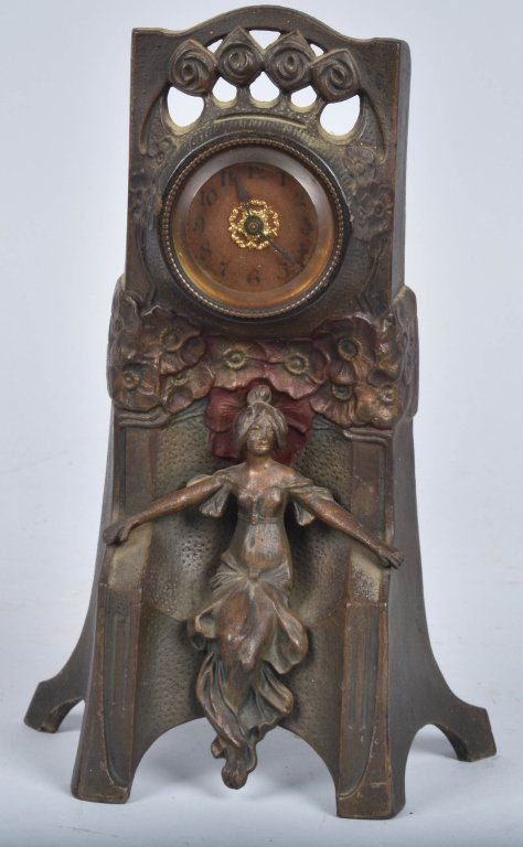ANTIQUE CAST IRON ORNATE DECO CLOCK (1 of 5)