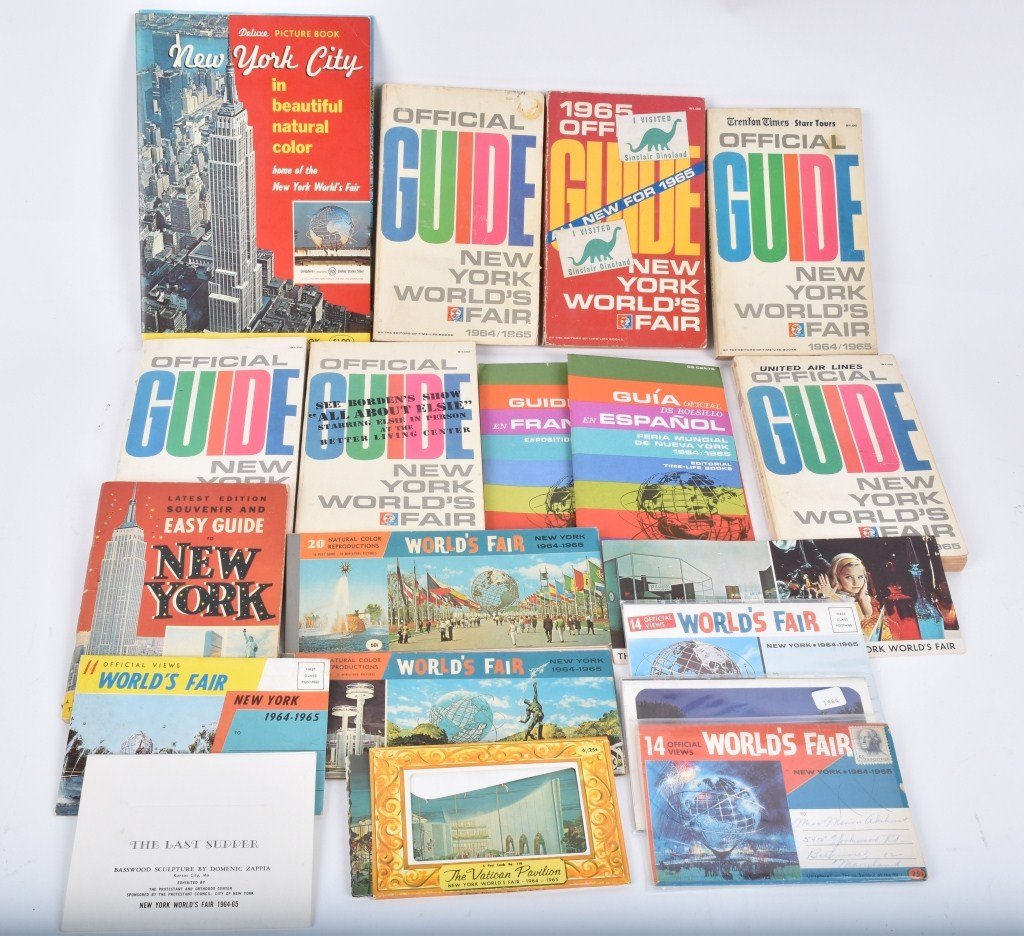 LARGE LOT OF 1964-65 NEW YORK WORLDS FAIR ITEMS (1 of 2)