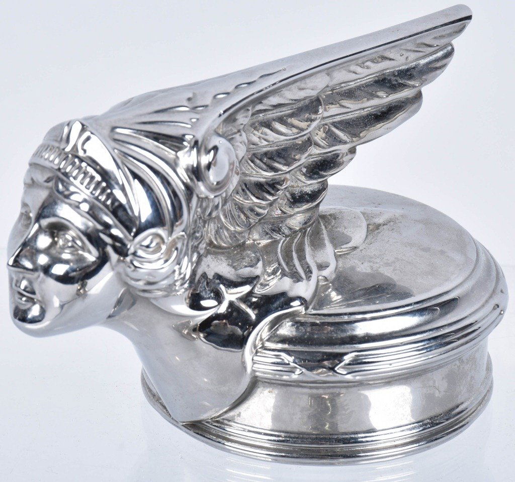 1928 BUICK GODDESS HOOD ORNAMENT: Excellent original hood ornament. The chrome is in beautiful shape. Still has gasket inside. A stunning vintage piece! 5" Excellent