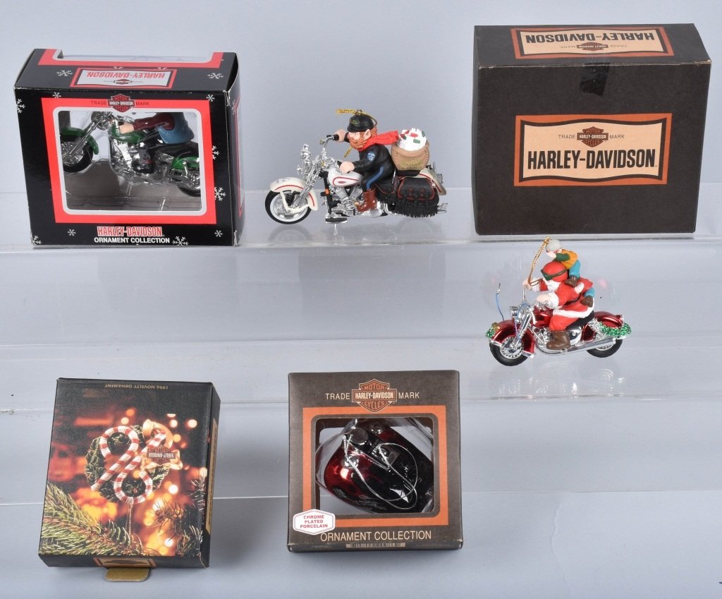 6- HARLEY DAVIDSON CHRISTMAS ORNAMENTS: Nice lot includes some Official Dealer Ornaments plus others. Most with boxes. Near Mint
