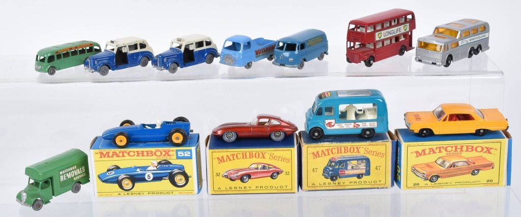 12- EARLY LESNEY MATCHBOX CARS: Nice lot of early matchbox. many with gray wheels. Some with boxes. Excellent-Near Mint