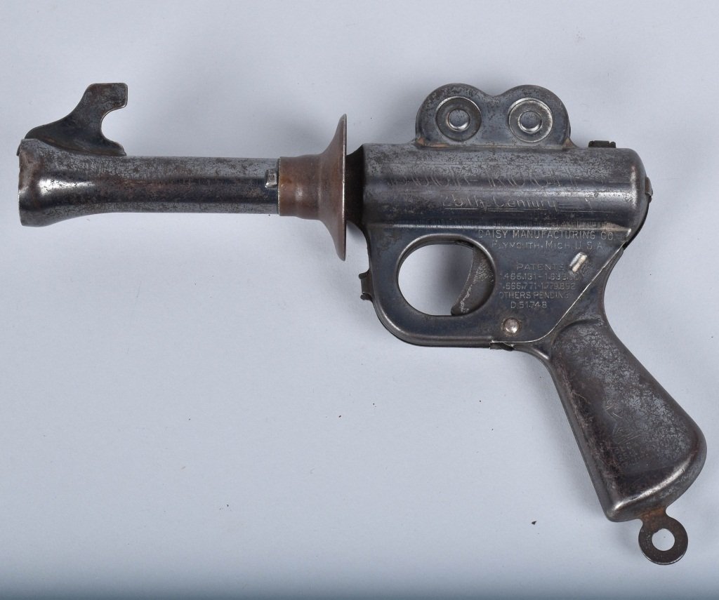 DAISY BUCK ROGERS 25th CENTURY CORK GUN: Nice all original Buck Rogers cork gun. Still works. Has lite wear. 8" Excellent