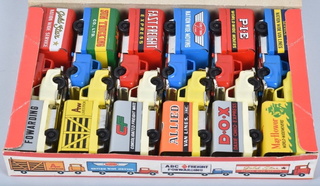 JAPAN Tin Friction 12 WORLD WIDE VAN LINES w/ BOX (1 of 6)