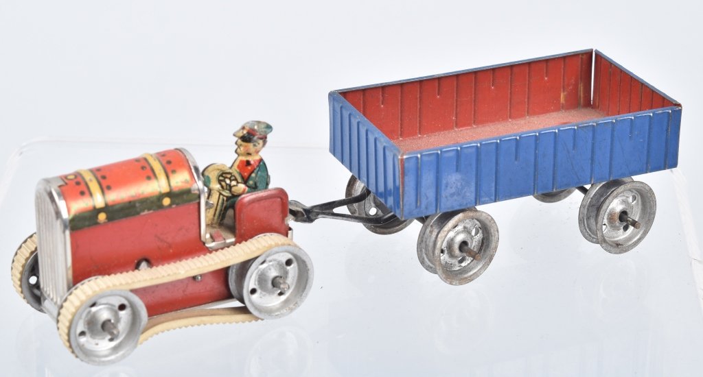 Tin Windup Gama Tractor with Trailer (1 of 4)