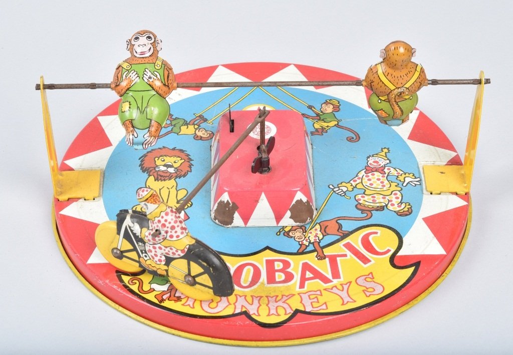 WYANDOTTE Tin Windup ACROBATIC MONKEYS (1 of 4)