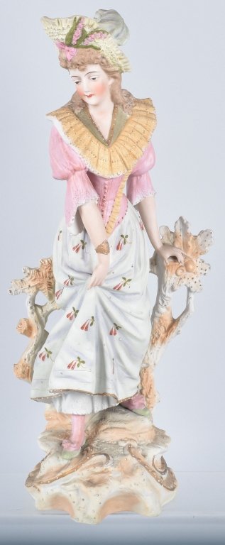 LARGE BISQUE LADY  FIGURE, VINTAGE (1 of 4)