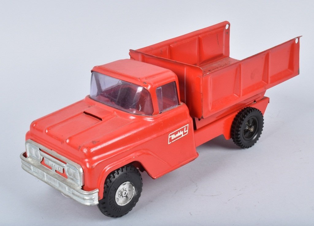 BUDDY L Pressed Steel DUMP TRUCK: Nice dump truck with original paint. Missing tailgate and 1 replaced tire. 14" Very Good