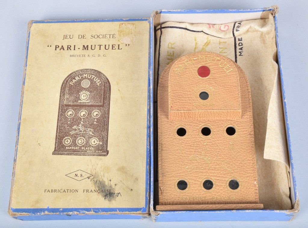 JEU DE SPOIETE PARI-MUTUEL HORSE RACE GAME (1 of 3)