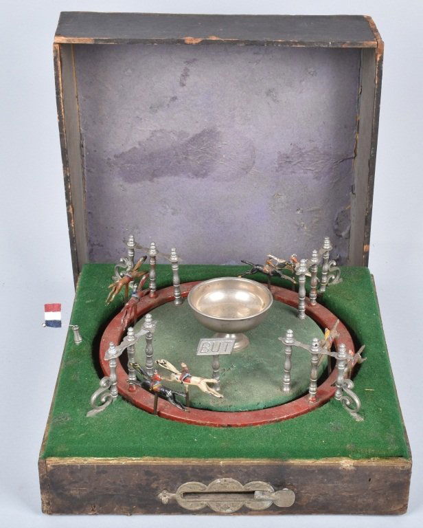 FRENCH MECHANICAL DOUBLE ROW HORSE RACE GAME (1 of 5)