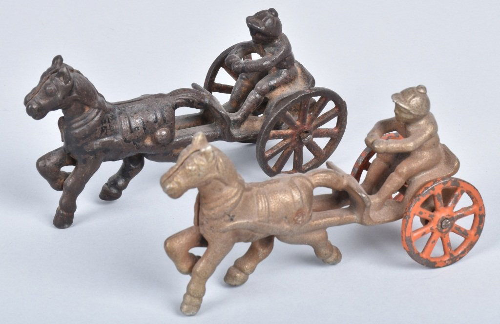 2- Early KENTON CAST IRON RACE HORSE & SULKY (1 of 5)