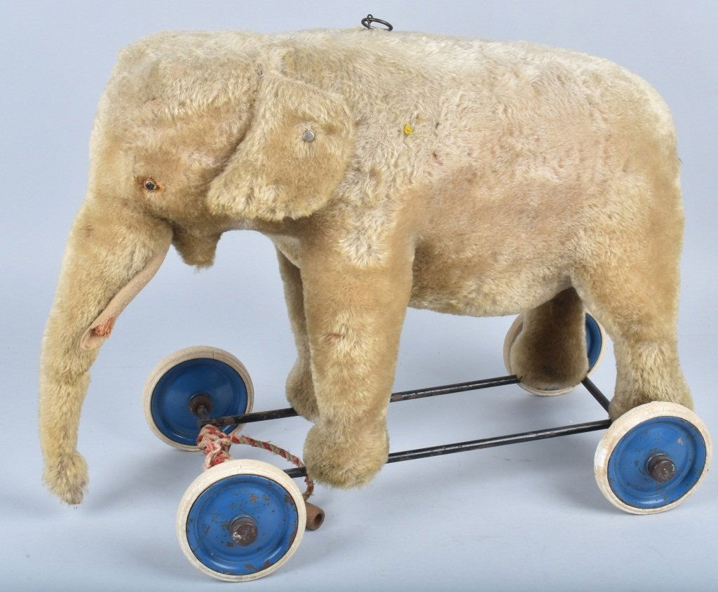Original STEIFF 1940s 20" ELEPHANT ON WHEELS (1 of 6)
