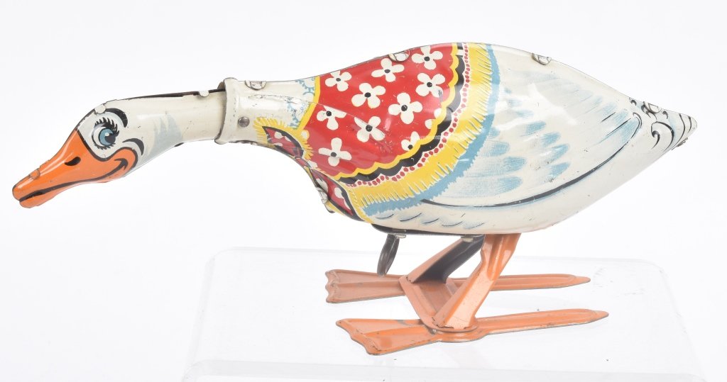 UNIQUE ART Tin Windup GERTIE THE GOOSE (1 of 3)