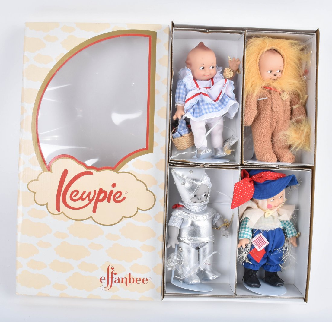 WIZARD OF OZ, KEWPIE DOLLS, EFFANBEE, MIB: Great set of 7" Kewpie dolls depicting Dorothy, Lion, Tin Man and Scarecrow. Near Mint