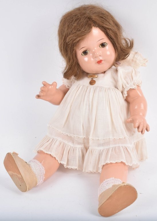 17" MADAME ALEXANDER DIONNE QUINT EMELIE (1 of 3)