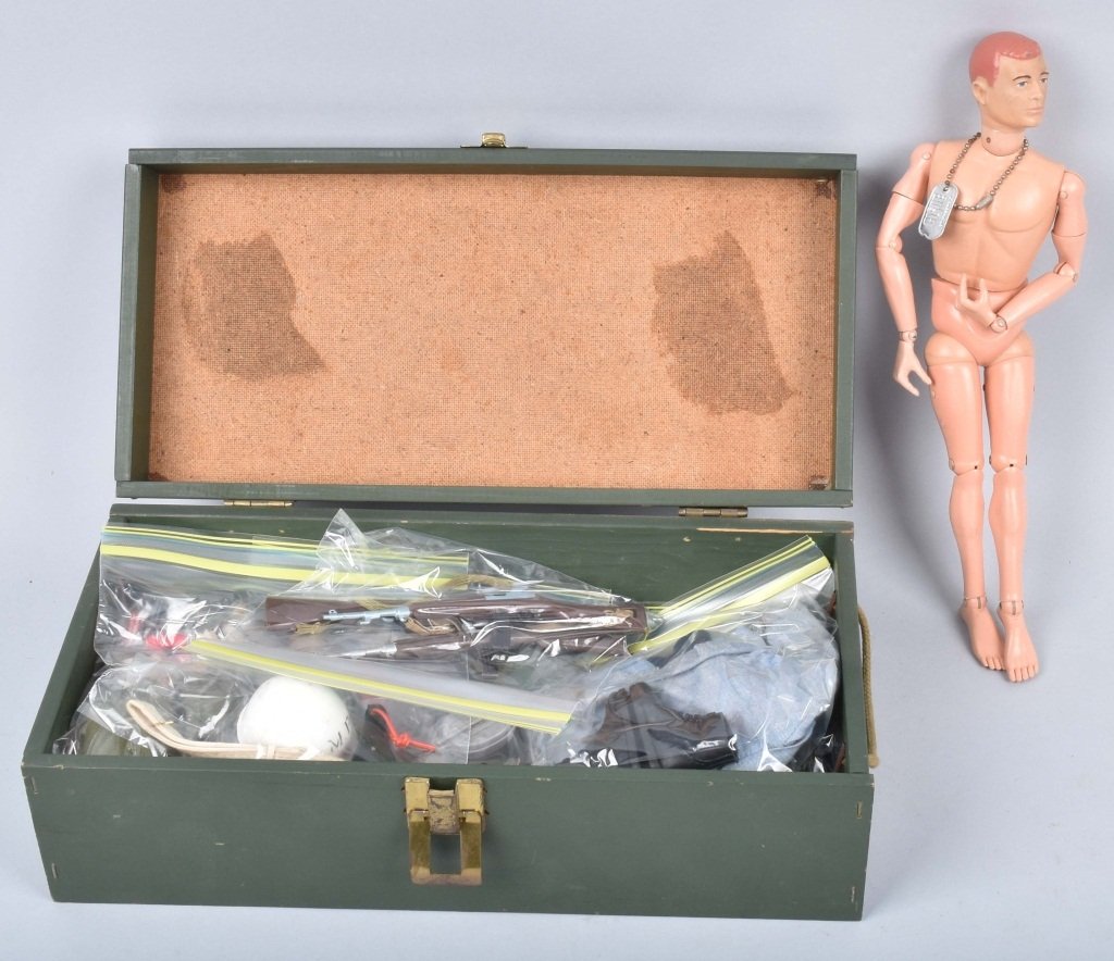HASBRO GI JOE FOOTLOCKER w/ figure & accessories: Original wooden footlocker with 12" Action Figure. Full of accessories and outfits. Excellent