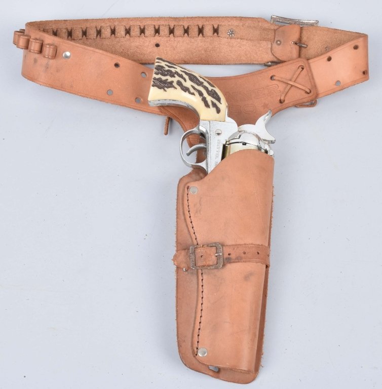 SHOOTIN SHELL 45 CAP GUN & HOLSTER: Nice Mattel Shootin Shell 45 Cap Gun with leather holster. Gun works. Excellent