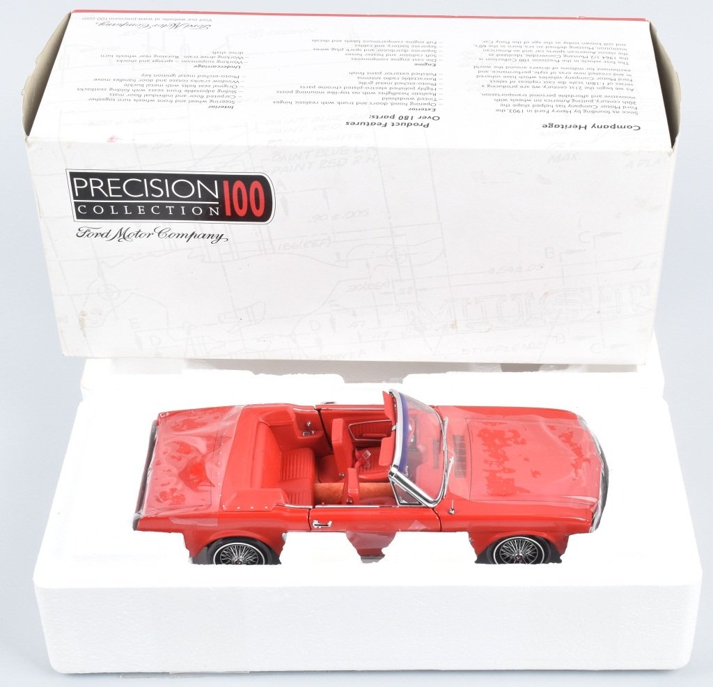 1964 FORD MUSTANG CONVERTIBLE CAR W/BOX (1 of 4)