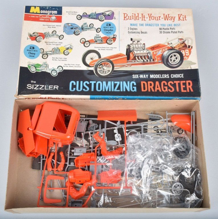 1961 MONOGRAM THE SIZZLER DRAGSTER MODEL KIT (1 of 4)