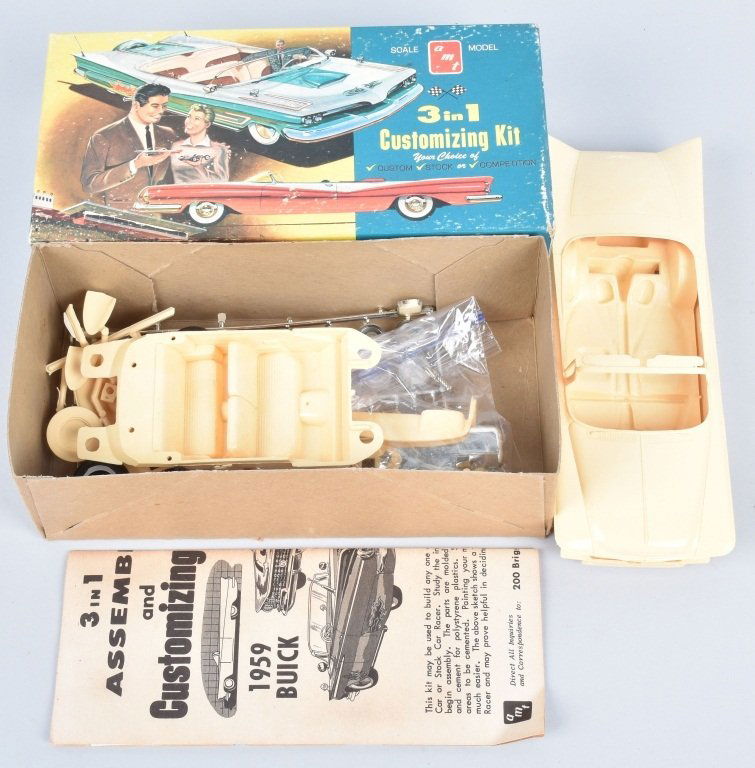 AMT 59 BUICK CONVERTIBLE 3-1 MODEL KIT (1 of 6)