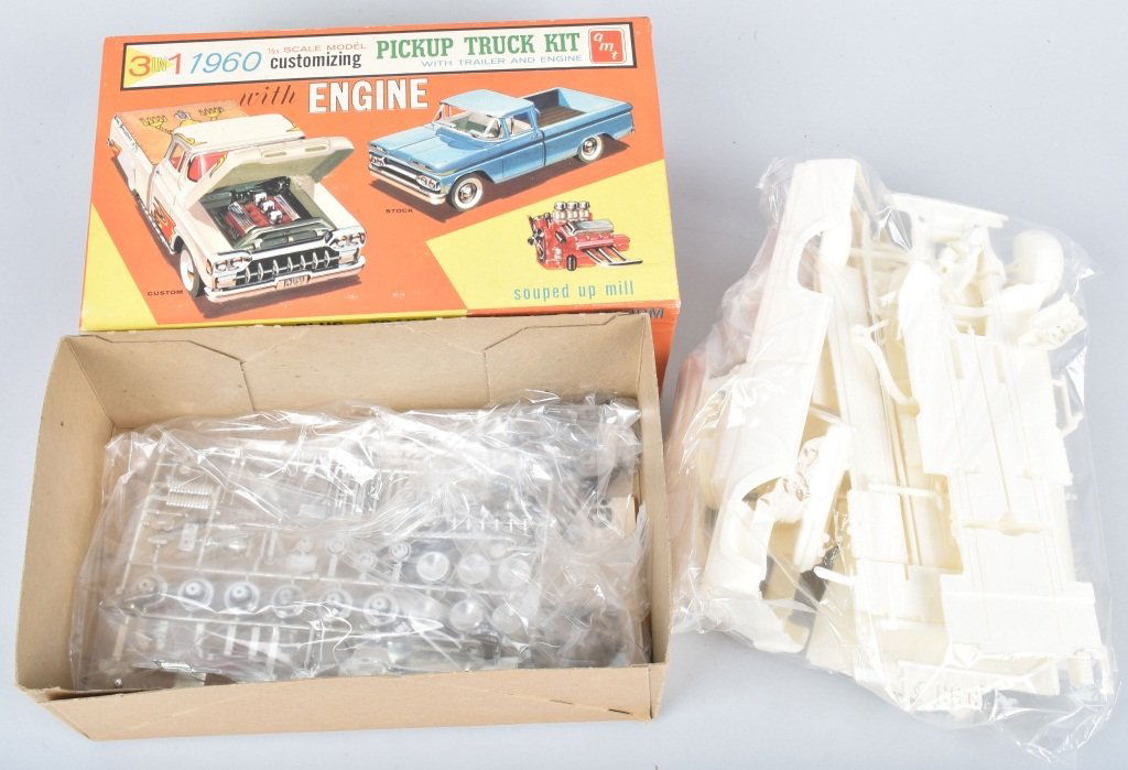 AMT 1960 FORD F100 PICKUP 3-1 MODEL KIT (1 of 5)