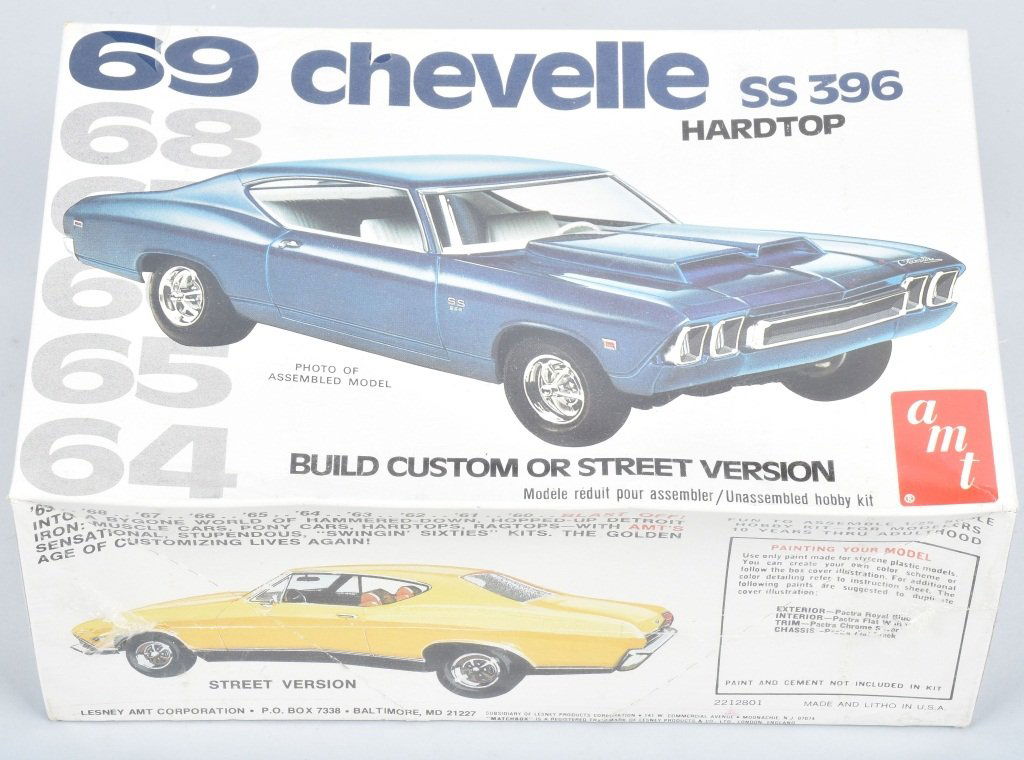 AMT 69 CHEVELLE SS396 HARDTOP MODEL KIT SEALED (1 of 4)