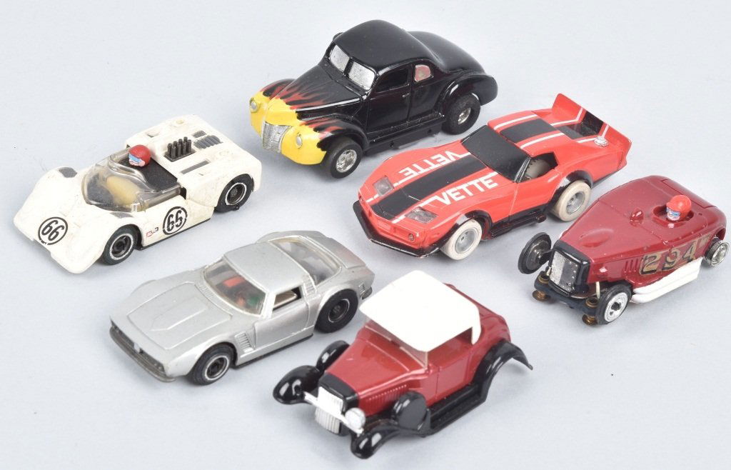 VINTAGE HO TYCO SLOT CARS GROUP OF 5 PLUS BODY (1 of 4)