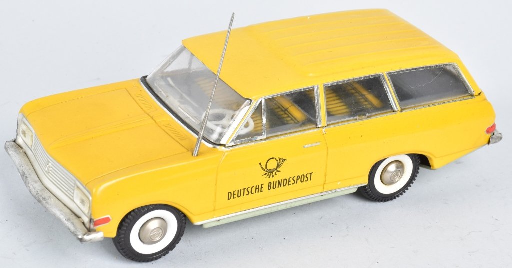 HUKI Tin Friction DEUTSCHE BUNDESPOST WAGON (1 of 6)