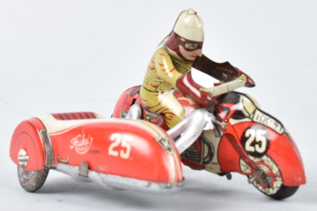 HUKI Tin Windup MOTORCYCLE w/ SIDECAR (1 of 5)