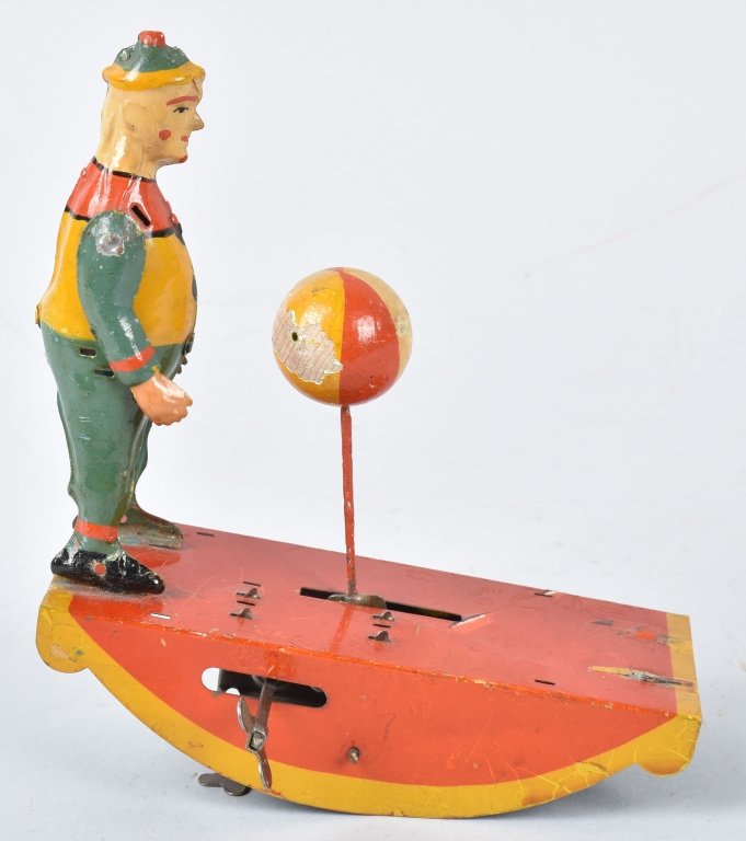 GERMAN Tin Windup CLOWN WITH BALL (1 of 4)