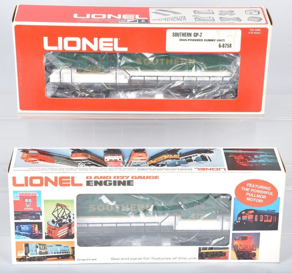 LIONELSOUTHERN GP-7 & DUMMY 8758 & 8774 (1 of 4)