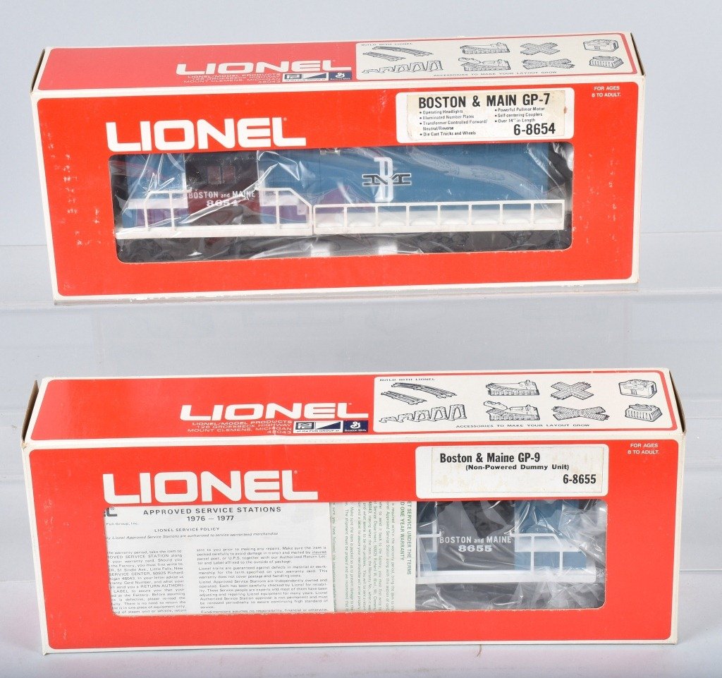 LIONEL BOSTON & MAINE GP-7 POWERED & DUMMY NOS (1 of 4)