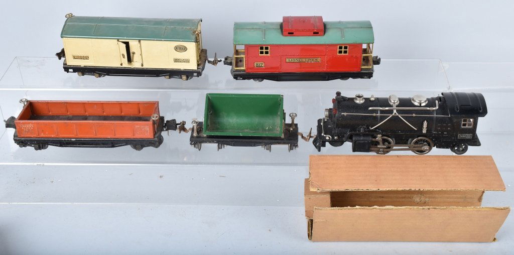 PREWAR LIONEL 0 Gauge TRAIN SET (1 of 4)