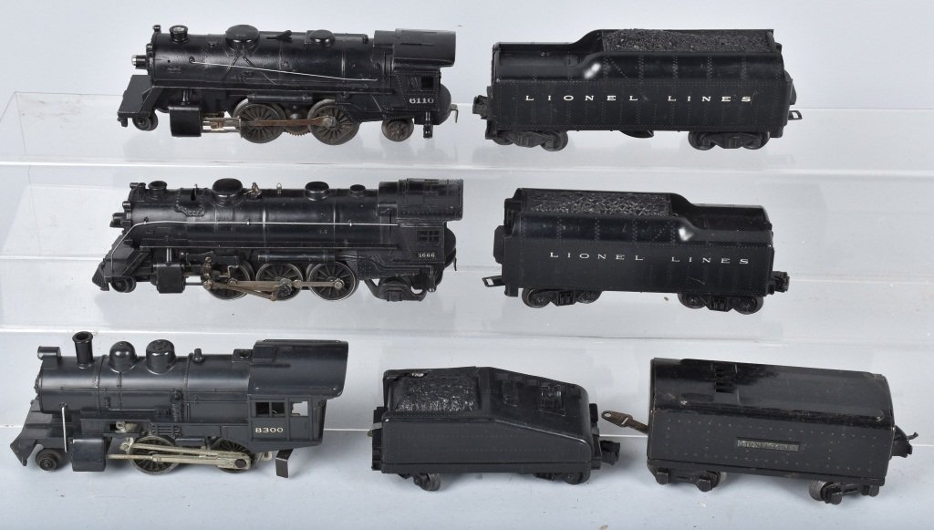 LIONEL LOCOMOTIVE and TENDER LOT: Lot includes locomotives No. 6110, 1666, 8300, and 4 tenders. Condition varies