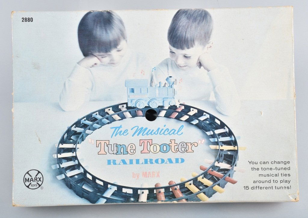 MARX Battery Op TUNE TOOTER RAILROAD w/BOX (1 of 2)