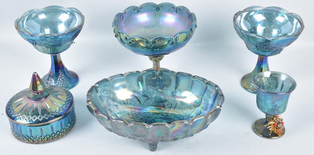 LOT OF 6 PIECES OF CARNIVAL GLASS (1 of 5)