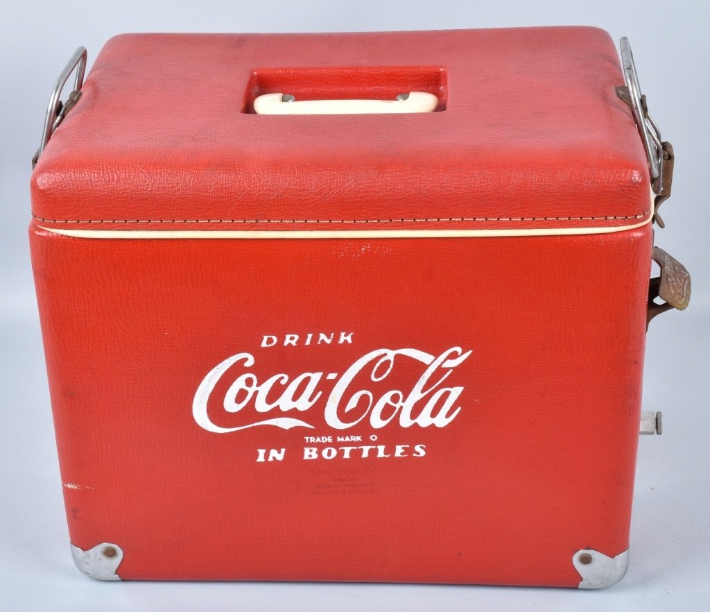 COCA COLA VINTAGE PLASTIC COOLER (1 of 4)