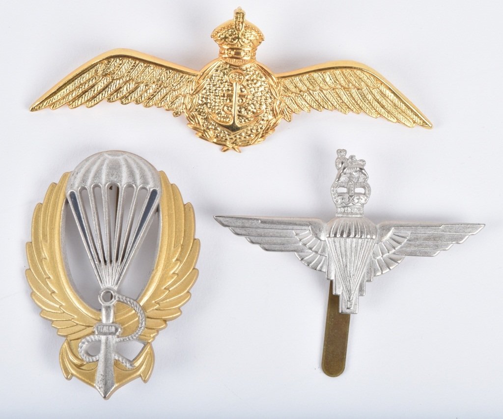 ROYAL ITALIAN MARINES PILOT & PARACHUTIST WINGS: Includes Royal Italian Marines Pilot Wings, Parachutist Wings, and Parachutist Hat Badge. Excellent