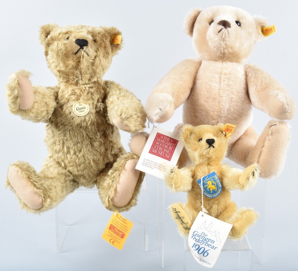 STEIFF BEARS GROUP OF 3 (1 of 10)