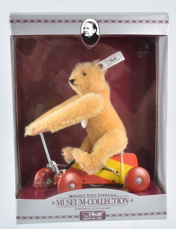 STEIFF RIDING UR-TEDDY, REPLICA 1926 LTD ED (1 of 2)