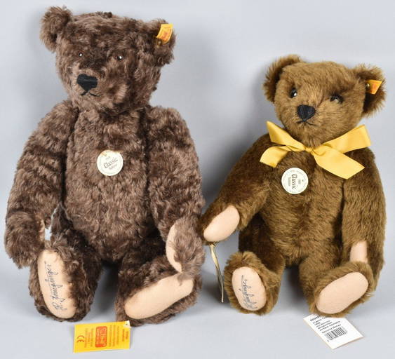 2 Steiff Classic Bears