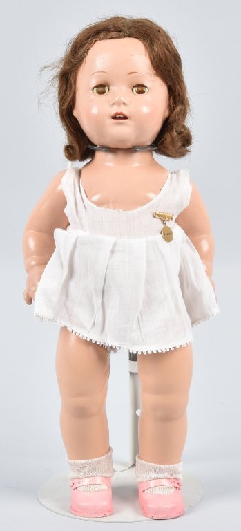 16" MADAME ALEXANDER DIONNE QUINT (1 of 9)