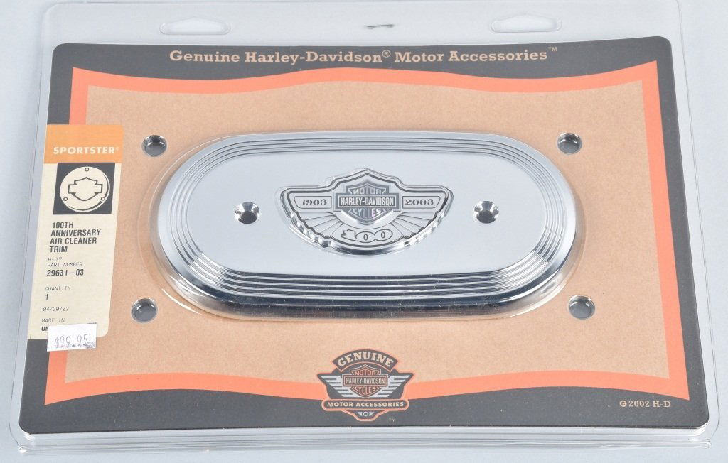 HARLEY DAVIDSON 100th ANNIVERSARY  CLEANER TRIM (1 of 2)